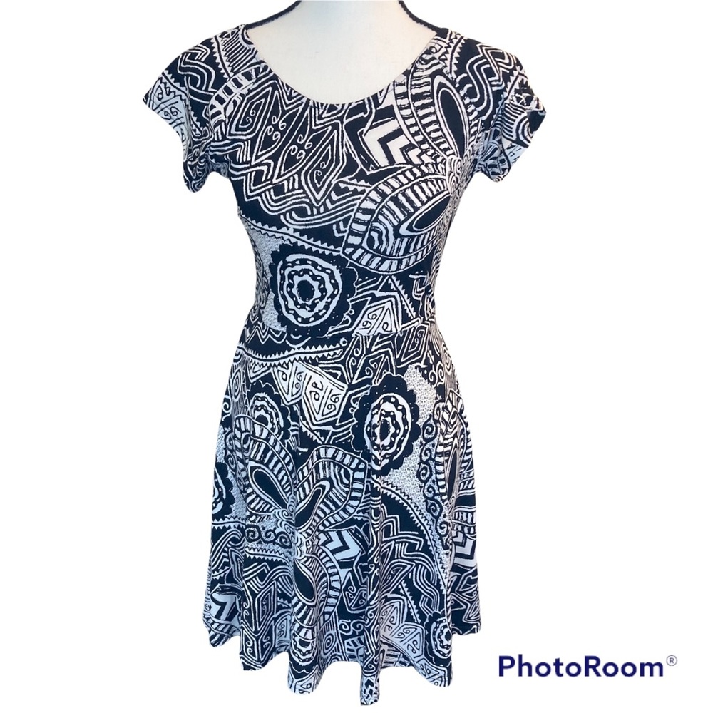 Papillon Dress Cutout Back S